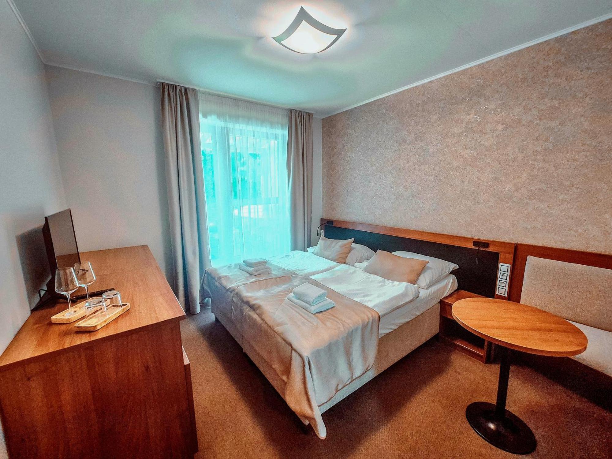 Penzion Vcelarsky Dvur Lednice Habitación foto